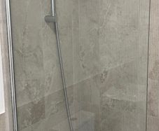 Bath screen