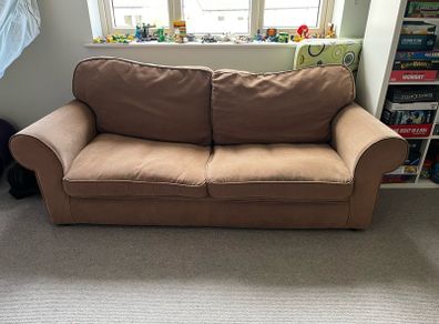 Fold out couch
