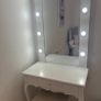 Dressing table with Hollywood mirror & stool Image 2
