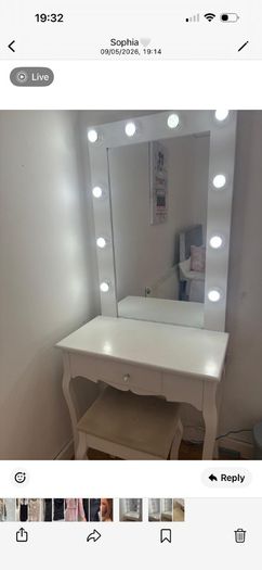 Dressing table with Hollywood mirror & stool
