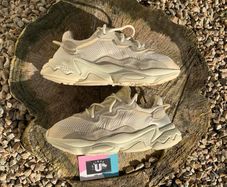 Premium Adidas Ozweego Cream