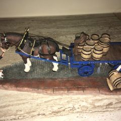 Guinness Dray Horse figurene