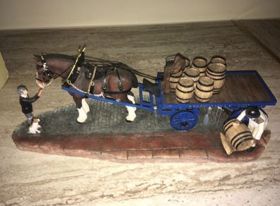 Guinness Dray Horse figurene