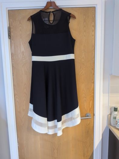 Quiz Navy Sleeveless Dress. Size. 18 (16).  B.N.W.T.