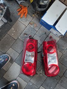 peugeot partner Citroen berlingo tail lights