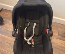 Baby Car Seat / Infant Carrier