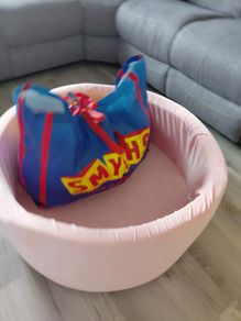 Ball pit