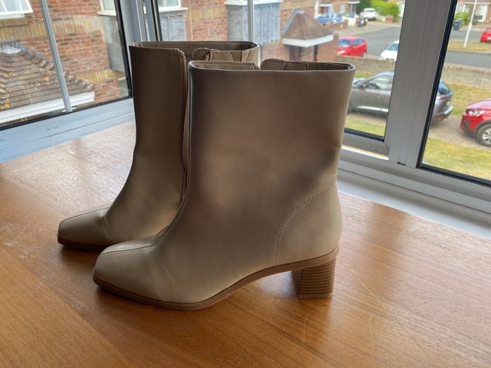 Cream leather effect M&S ankle boots.