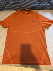 Under  armour t-shirt