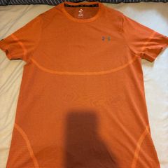 Under  armour t-shirt