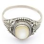 925 Silver Mother Of Pearl Ring Image 2