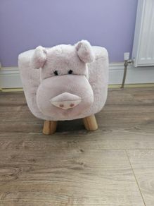 Kids/childrens Pig stool chair
