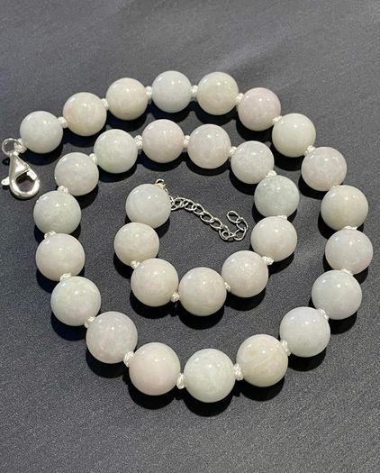 sterling silver necklace with Jadeite