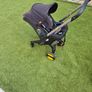 Doona Pram and isofix base Image 3