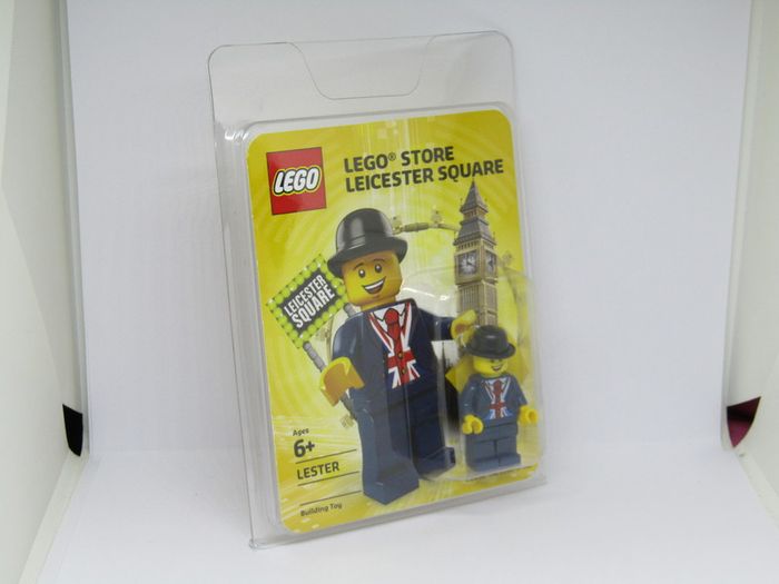 Lego Lester Minifigure London Leicester Square Limited Edition Exclusive Unnumbered Employee Version Very Rare This is Not Marked With Assigned Number As You Will See In The Pictures