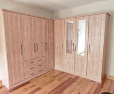 Large Corner Wardrobe with Mirrors  Excellent Con