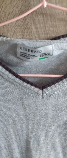 Reserved 128 cm sweater