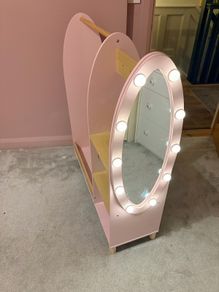 Dimples Wooden Dress-Up Rack with Light-Up Mirror