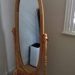 freestanding swivel mirror