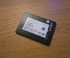 Micron 512gb sata ssd