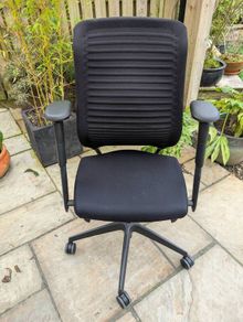 ergonomic office chair