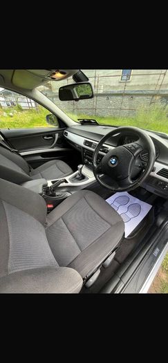 BMW 3-Series 2010