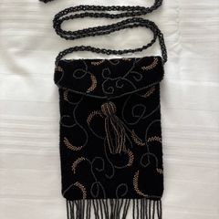 Dents Beaded Women's Phone Bag