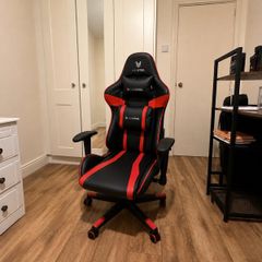 Oversteel Ultimet Gaming Chair Red