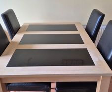 Kitchen Table + 4 Chairs