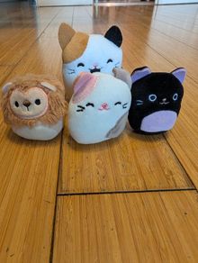 Mini soft toys.