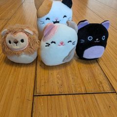 Mini soft toys.