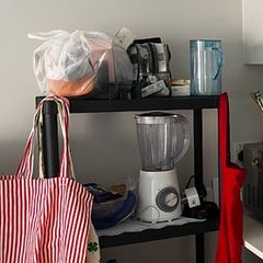 shelving unit