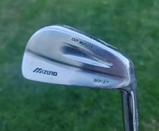 Mizuno MP67