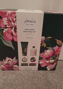 Brand New Joules Brilliant Bathing Set