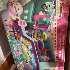 Gabbys doll house