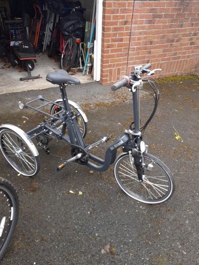 electric tricycle