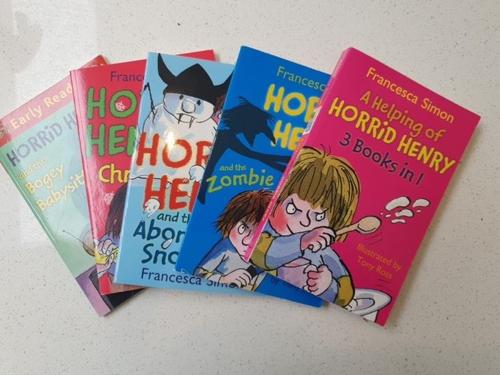 Horrid Henry Books (7)