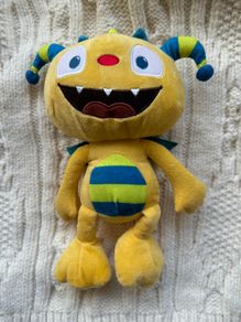Disney Henry Hugglemonster Ivor Yellow Plush Soft Toy Golden Bear Monster Does Not Talk Used Please look at the pictures
