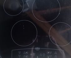 Free belling ceramic hob
