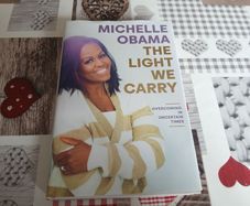 The Light We Carry Michelle Obama Hardcover U.S. 1st Edition