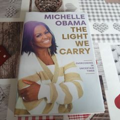 The Light We Carry Michelle Obama Hardcover U.S. 1st Edition