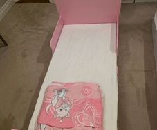 childrens bed & mattress