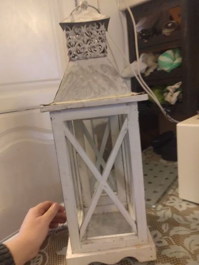 Wooden lantern