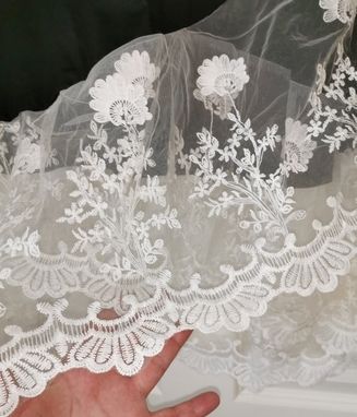 Unique Tunic Dress with White Lace Trim size 18