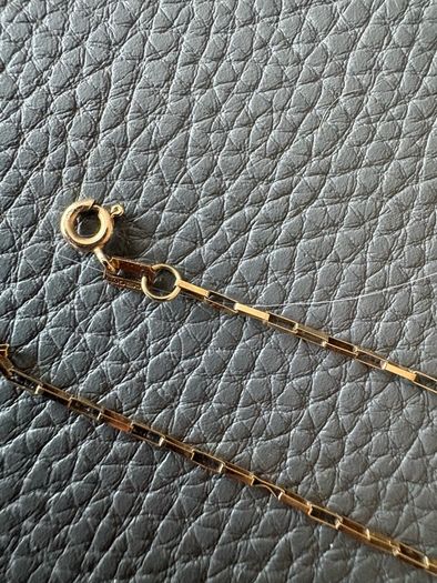 Vintage 9k Gold box necklace