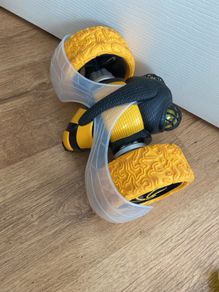 Tumble bee
