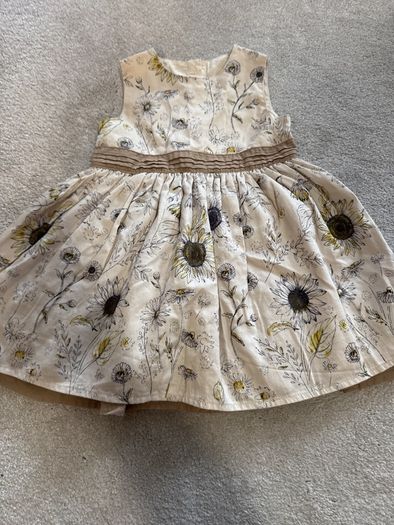 Mamas& papas dress size 6-9 m