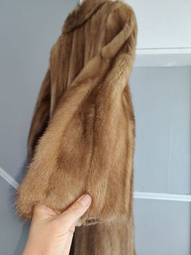 Authentic Italian Lady's Fur  Vintage Mink Coat