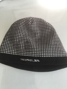 Unisex Trespass Adult Hat. One size.