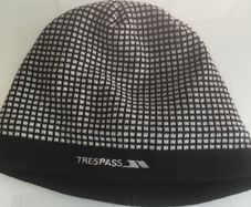 Unisex Trespass Adult Hat. One size.